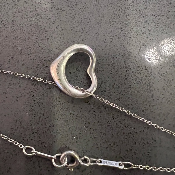 Tiffany & Co 16mm .925 sterling silver Elsa Peretti Open Heart necklace - Picture 4 of 7